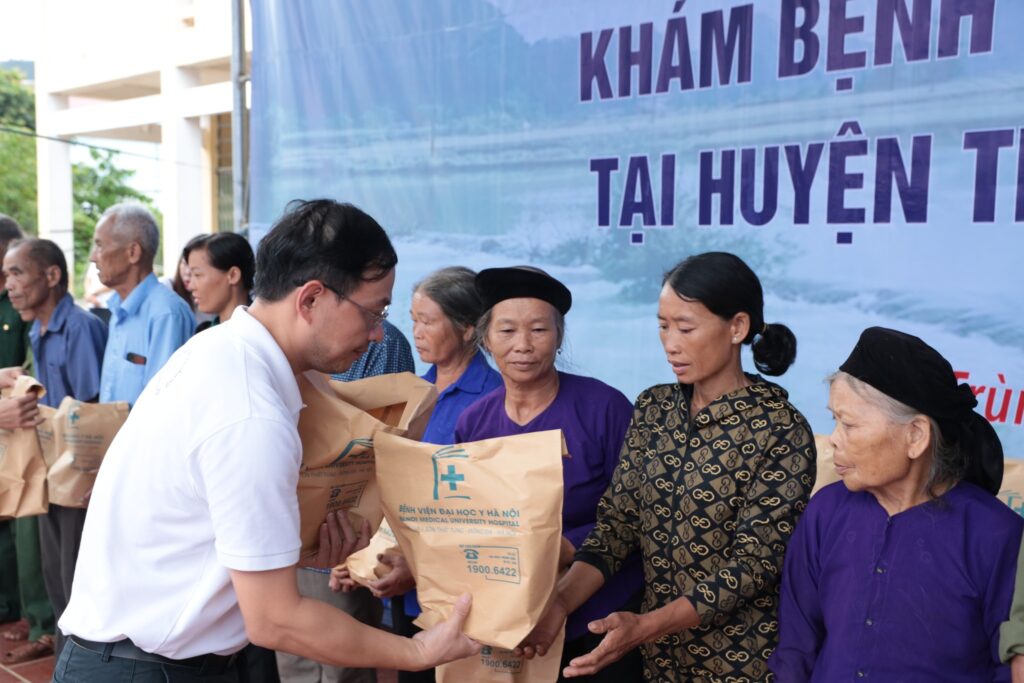 Nước súc miệng DrKam