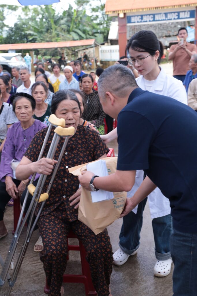 Nước súc miệng DrKam