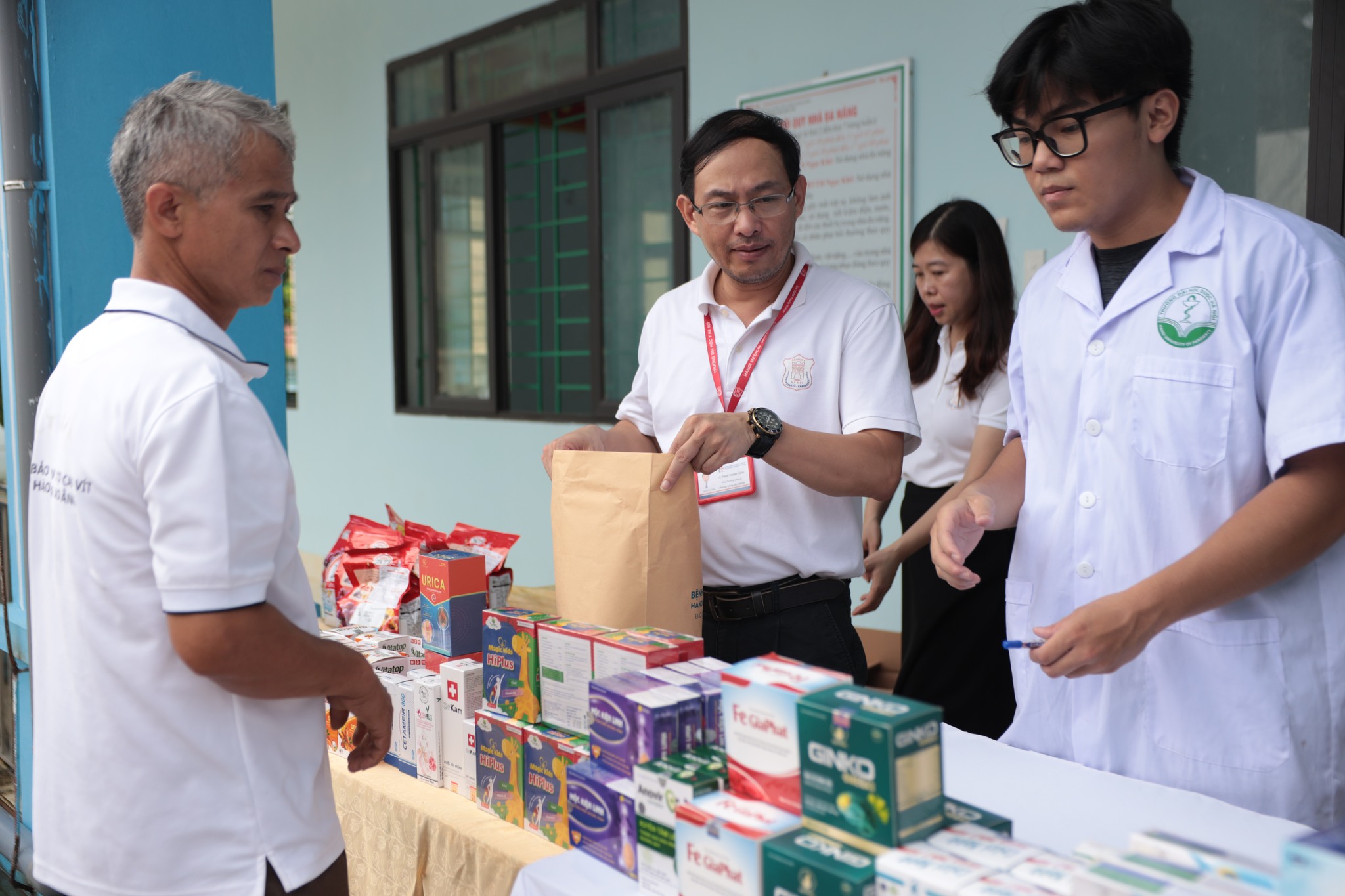 Nước súc miệng DrKam