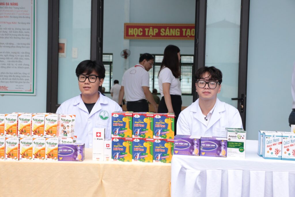 Nước súc miệng DrKam