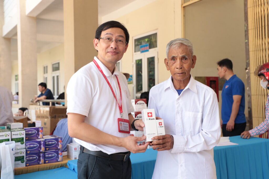 Nước súc miệng DrKam