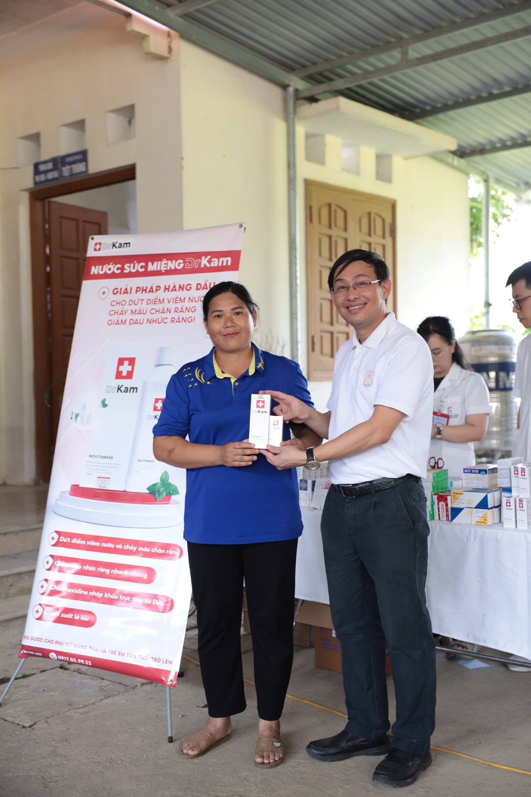 Nước súc miệng DrKam - Lan tỏa yêu thương đến mọi miền tổ quốc