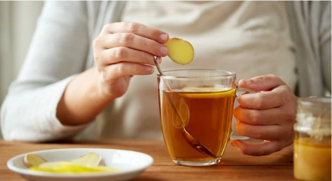 Uống trà gừng rất tốt cho họng
