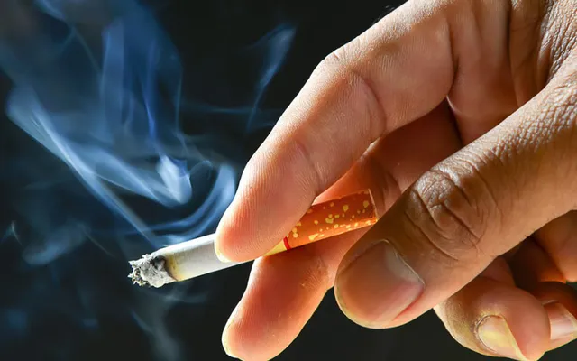 Viêm Nha Chu Mạn Tính: Tổng Quan, Cơ Chế Bệnh Sinh, Phương Pháp Chẩn Đoán Và Điều Trị 11 Thuốc là là yếu tố nguy cơ viêm nha chu mạn tính