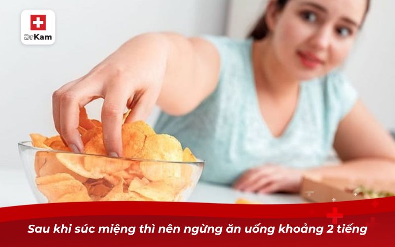 Top 10 nước súc miệng chống ê buốt răng tiêu biểu 2026 15 Sau khi súc miệng thì nên ngừng ăn uống khoảng 30 phút