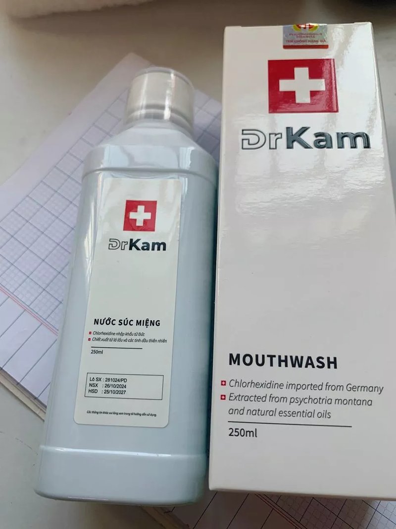 Hình ảnh khách hàng đánh giá sản phẩm DrKam Nước Súc Miệng Chuẩn Y Khoa